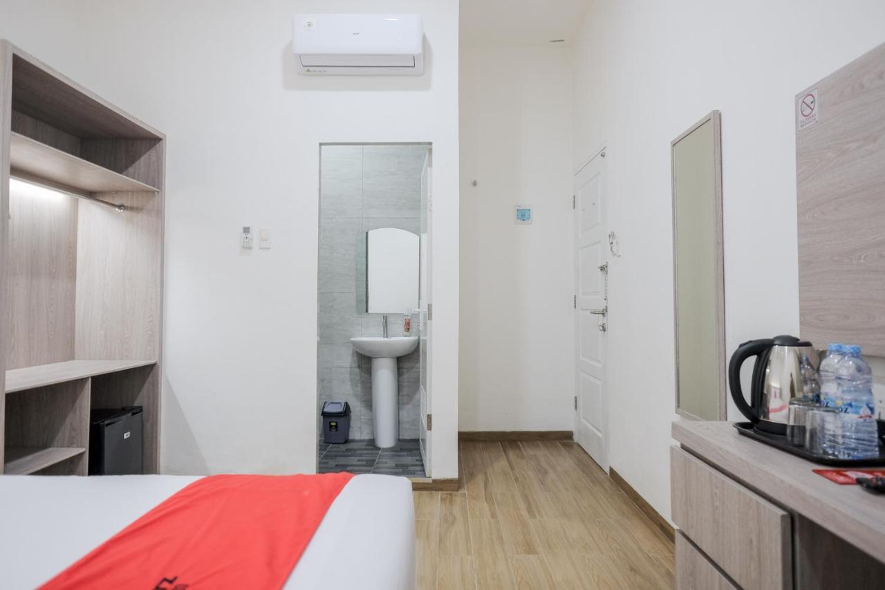 Reddoorz Plus @ Jalan Juanda Medan Exterior photo